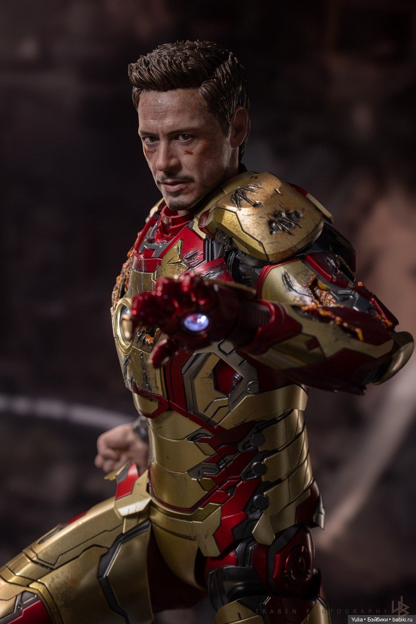 Фигурка Железного человека Mark XLII (2.0) - Hot Toys (фото 3)
