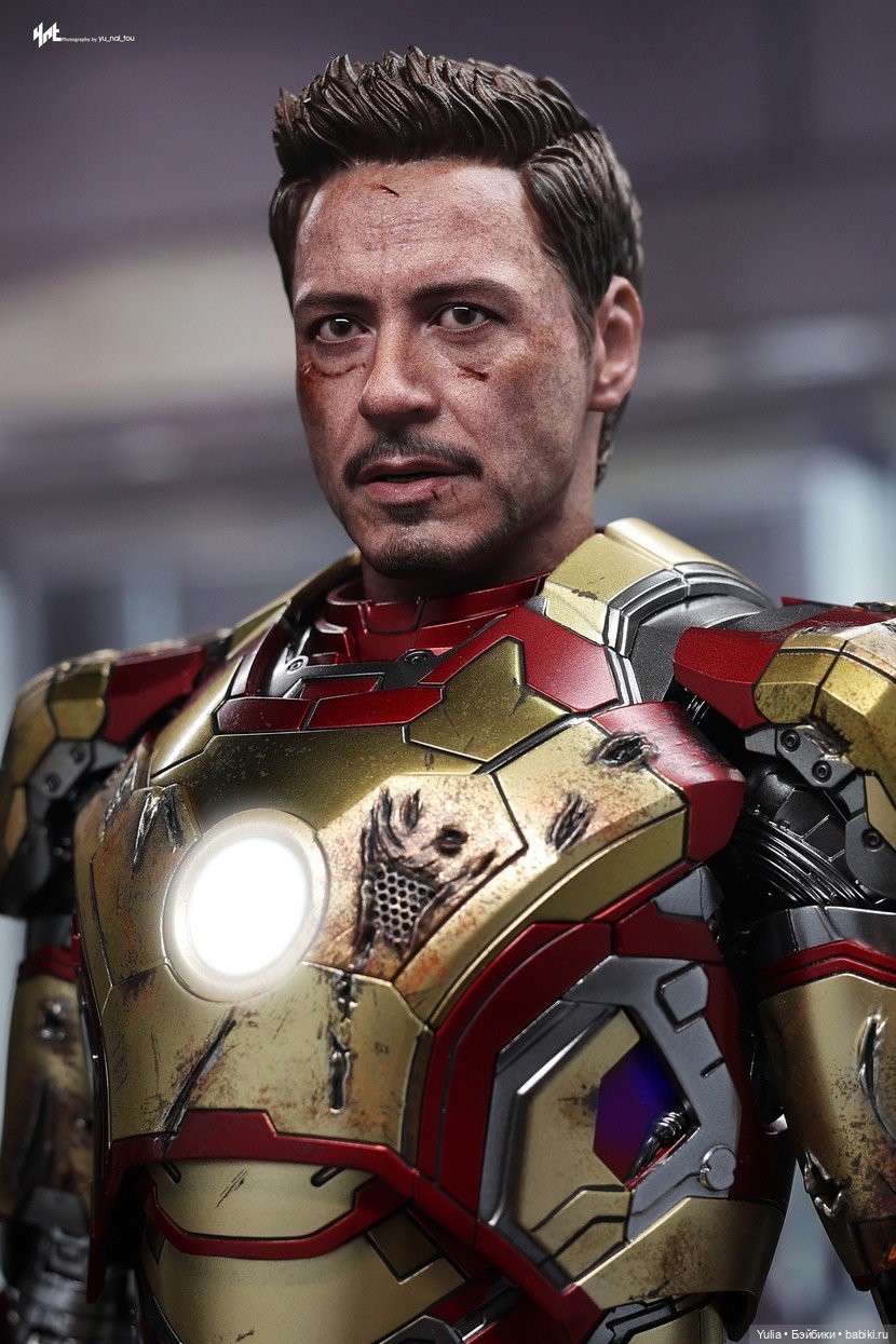 Фигурка Железного человека Mark XLII (2.0) - Hot Toys (фото 8)