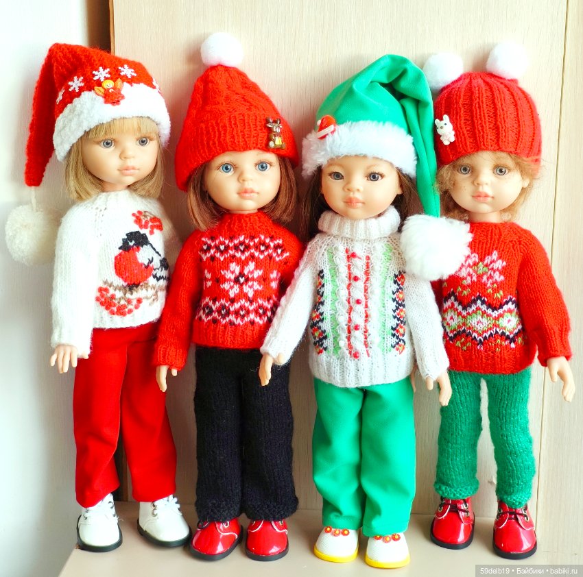 Сколько уже у нас нарядов для Нового Года🎄🎉