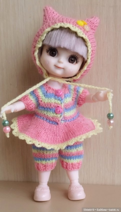 Новый розовый наряд для бабольки Розочки