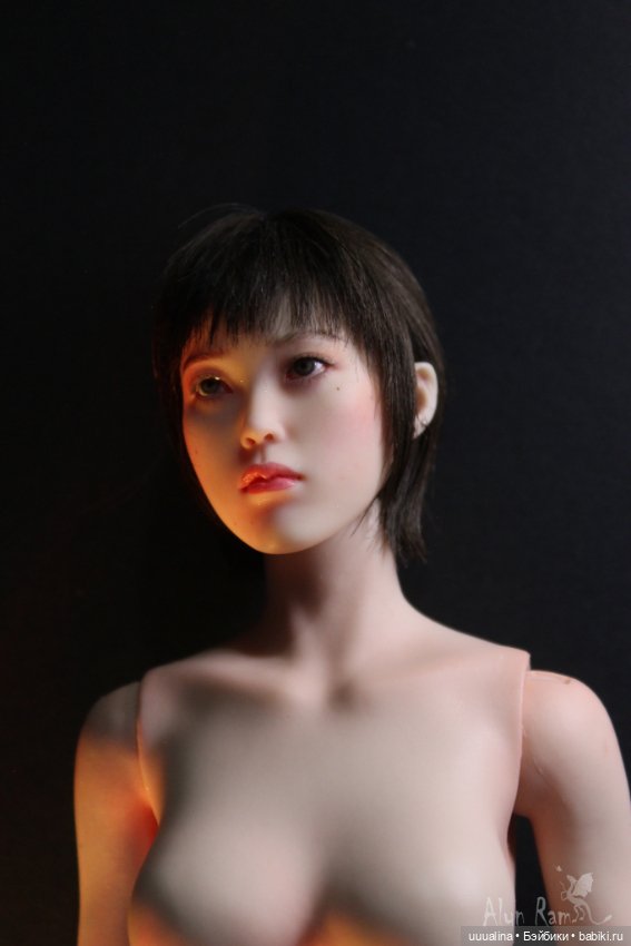 Экшен девушка на теле True1toys ec3027