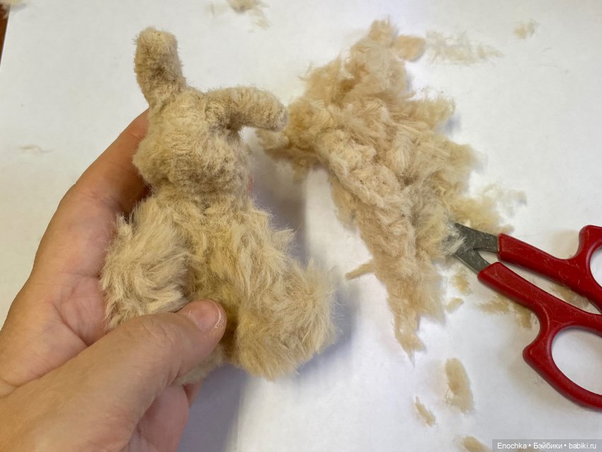 Зайка из пушистой проволоки