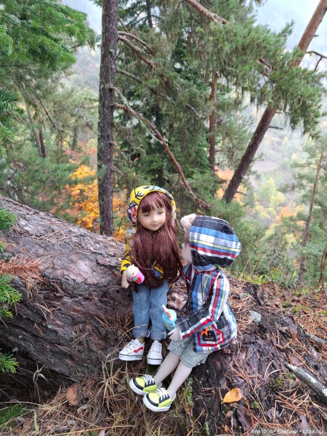 День длинных прогулок — Куклы Ruby Red (Руби Ред) Fashion Friends: Siblies