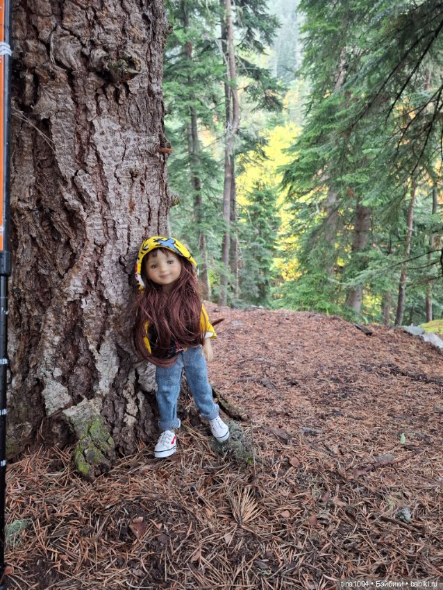 День длинных прогулок — Куклы Ruby Red (Руби Ред) Fashion Friends: Siblies