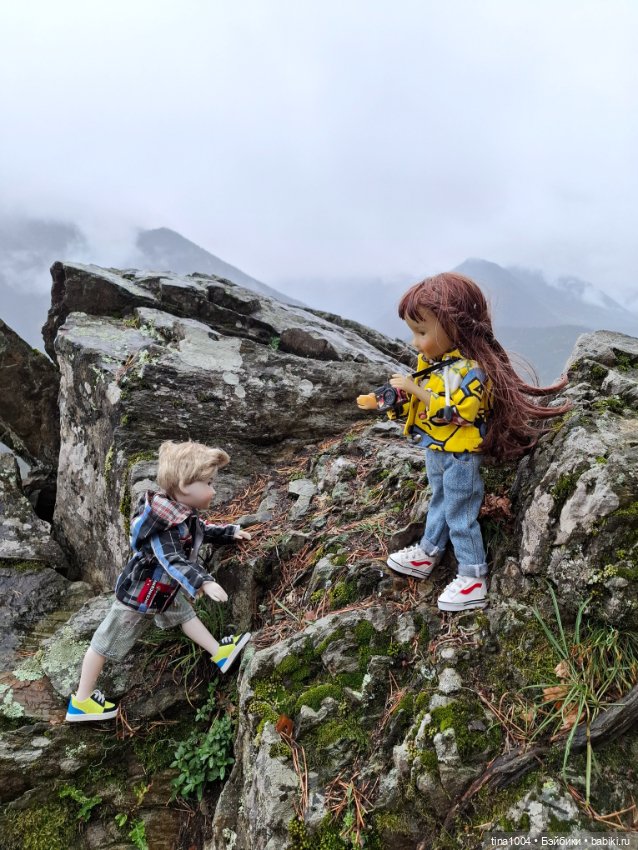 День длинных прогулок — Куклы Ruby Red (Руби Ред) Fashion Friends: Siblies