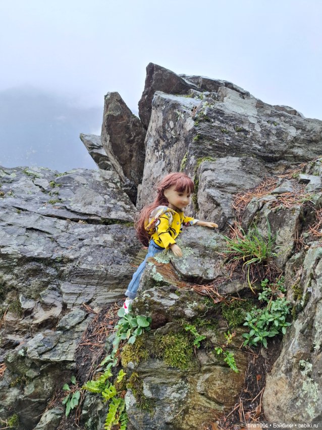 День длинных прогулок — Куклы Ruby Red (Руби Ред) Fashion Friends: Siblies (фото 8)