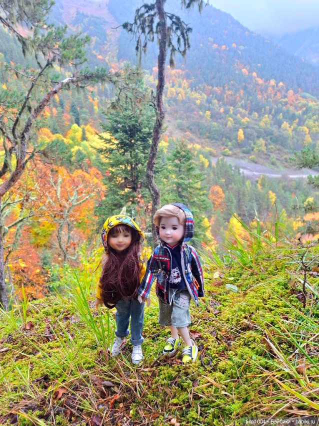 День длинных прогулок — Куклы Ruby Red (Руби Ред) Fashion Friends: Siblies