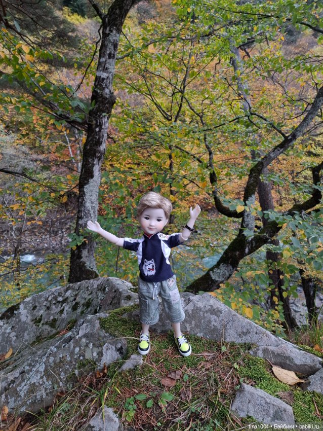 День длинных прогулок — Куклы Ruby Red (Руби Ред) Fashion Friends: Siblies (фото 5)