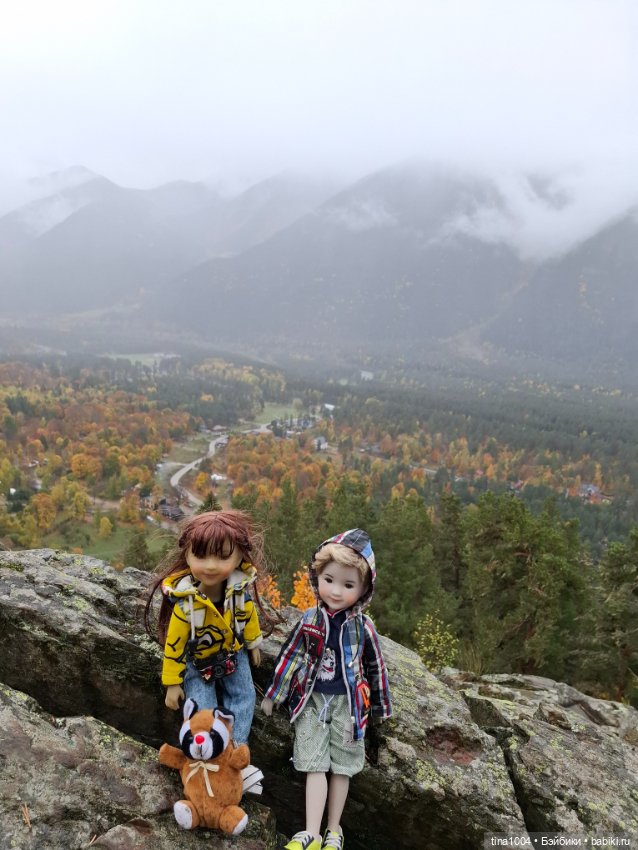 День длинных прогулок — Куклы Ruby Red (Руби Ред) Fashion Friends: Siblies