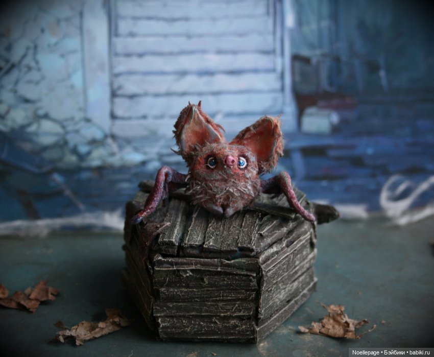 Миниатюрный вампир Родерик