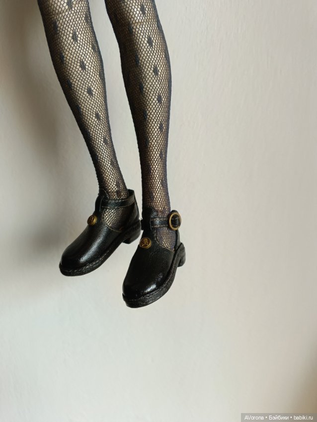 Туфельки, сапожки, босоножки... Архив работ, лето- осень, часть 1