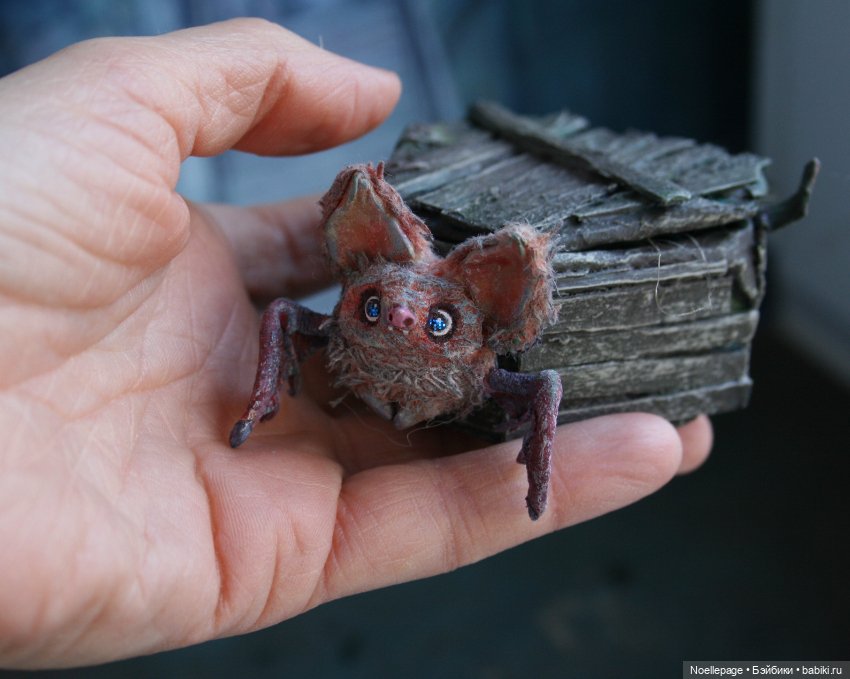 Миниатюрный вампир Родерик (фото 7)