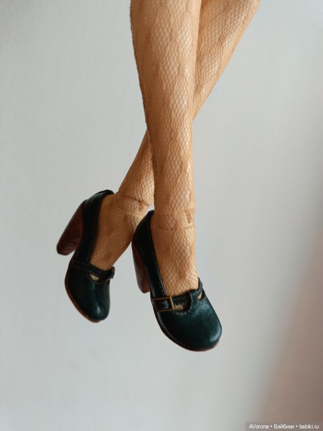 Туфельки, сапожки, босоножки... Архив работ, лето- осень, часть 1