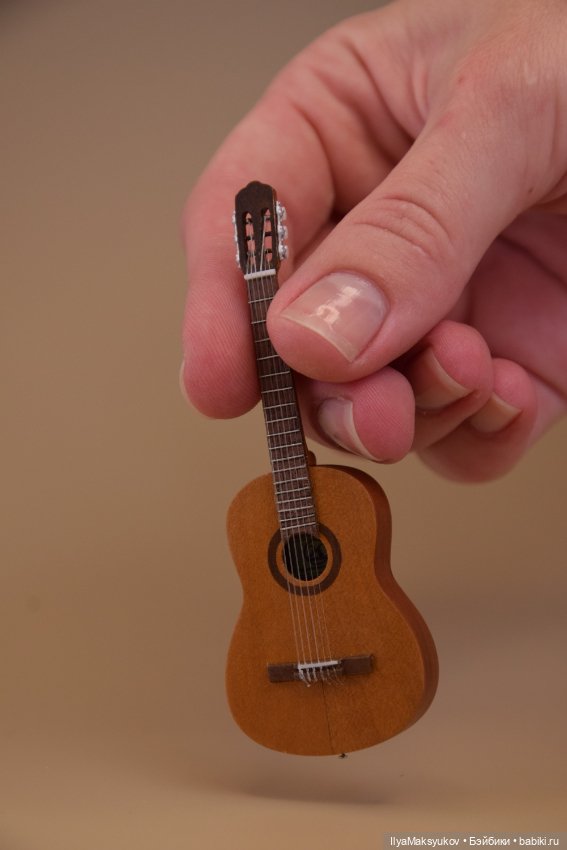 Набор для сборки классической гитары 1/12 (фото 6)