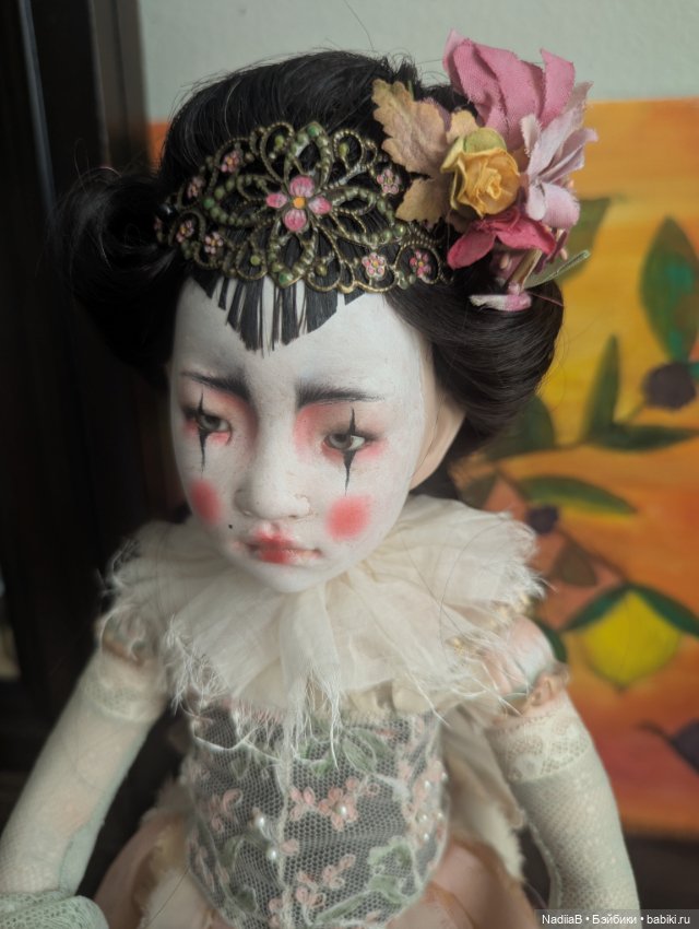 Beatrice Perini большая шарнирная фарфоровая кукла ООАК (фото 6)