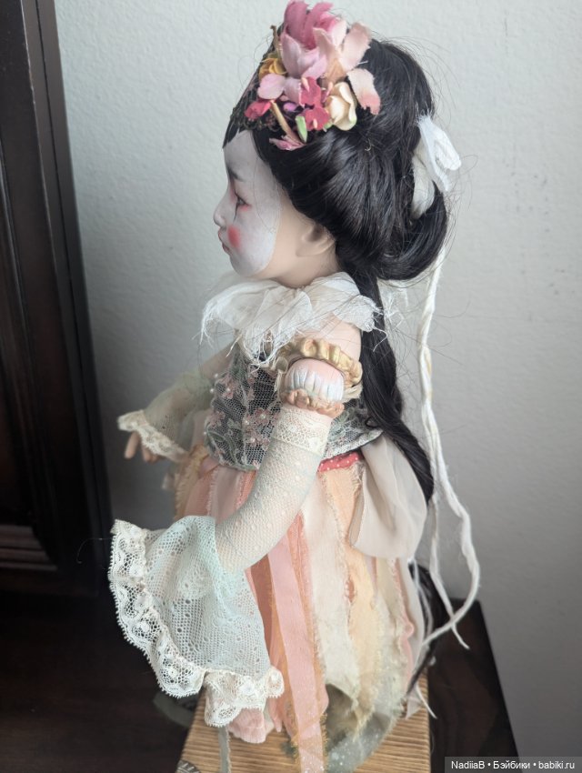 Beatrice Perini большая шарнирная фарфоровая кукла ООАК