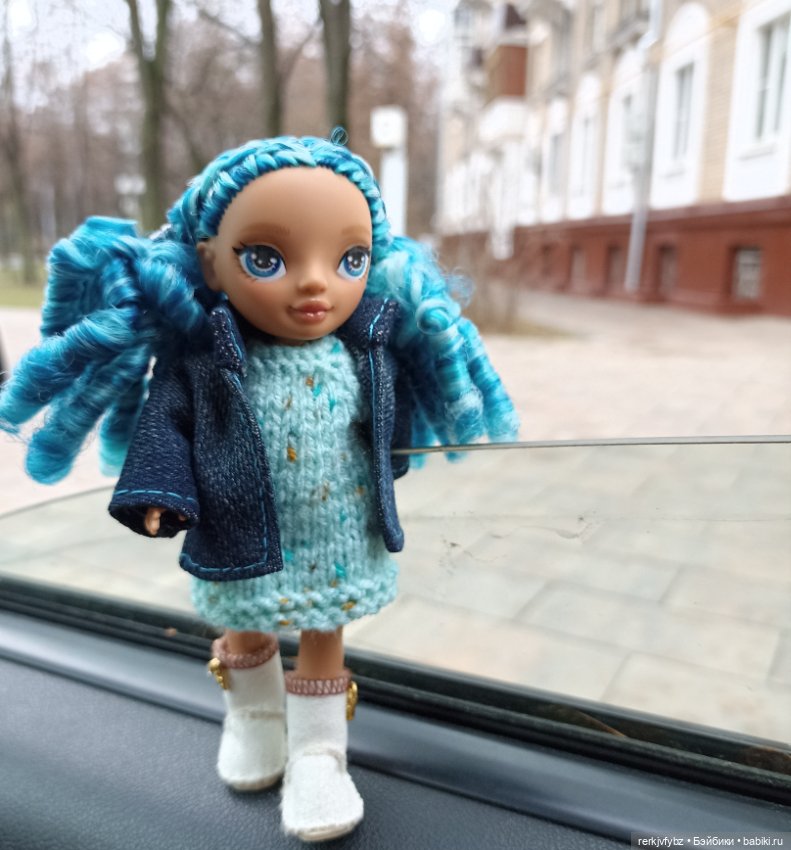 Сапфир — Куклы Rainbow High (Рейнбоу Хай (фото 2)