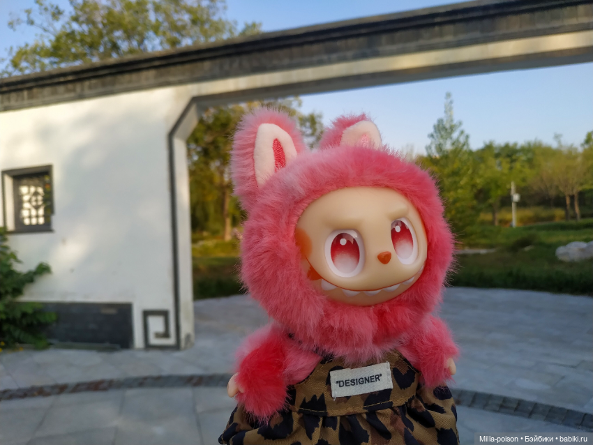 Прогулка Игнатьевны в новом платье в парке Байшиюань