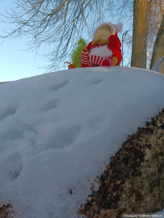 Гришка, похититель вязаных ёлок 😁