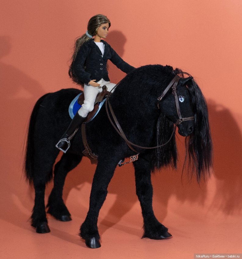 Черный красавец — Игрушки в смешанной технике (мех и глина): Арт (фото 6)