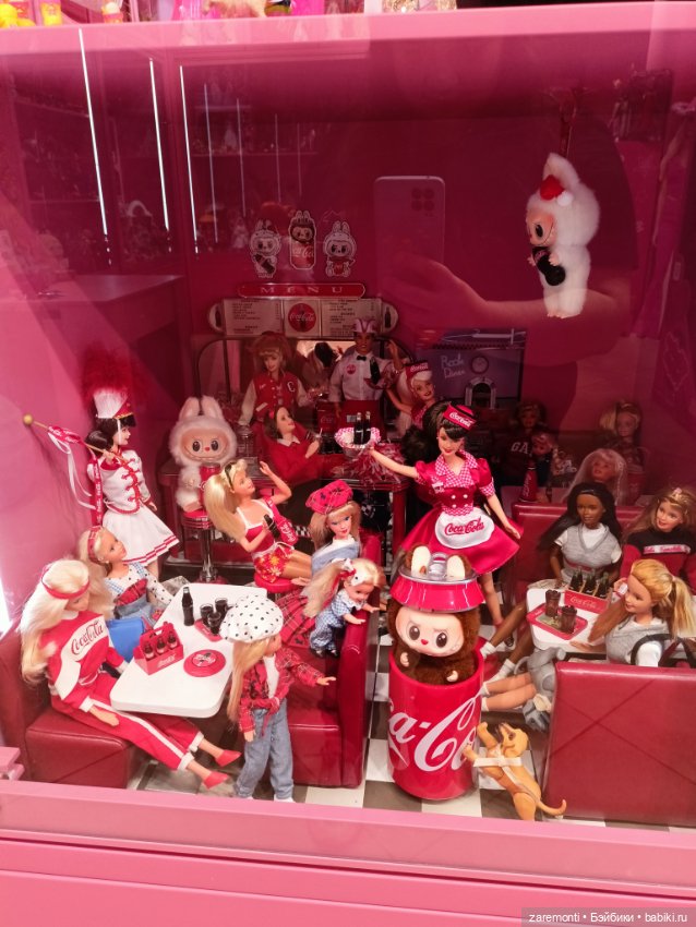 Две сестренки в отпуске — Куклы Barbie (Барби): Looks