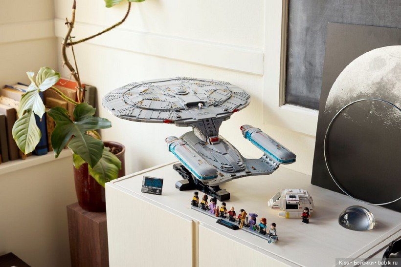 LEGO - набор по вселенной Star Trek (фото 3)