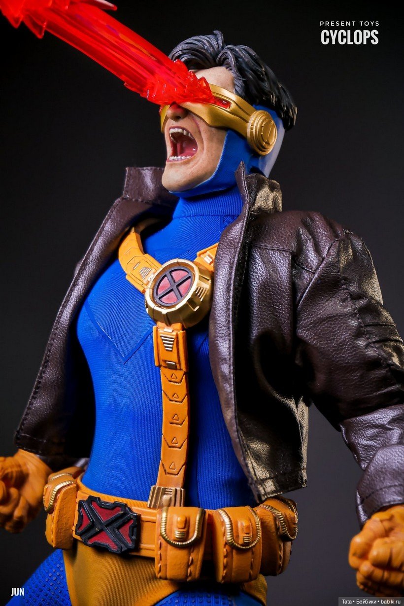 Фигурка Циклопа - Present Toys