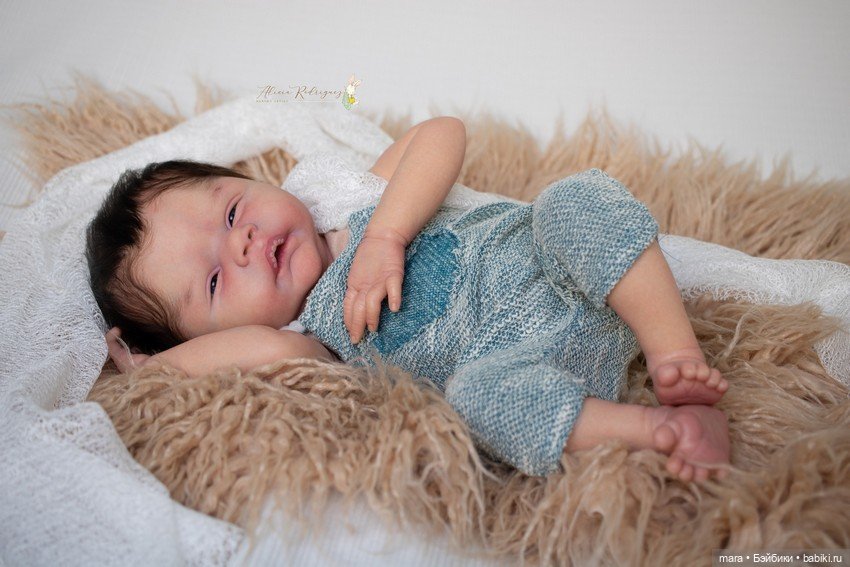 Alessandro Awake скульптора Cassie Ann Love, автор прототипа Alicia Rodrigez