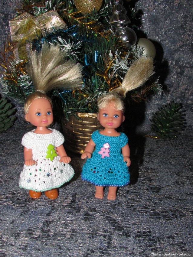 Вязаные платья на кукол Evi simba — Еви (11 см) - "Зимний Лес". Предновогодний показ "Рождественская Сказка для кукол"