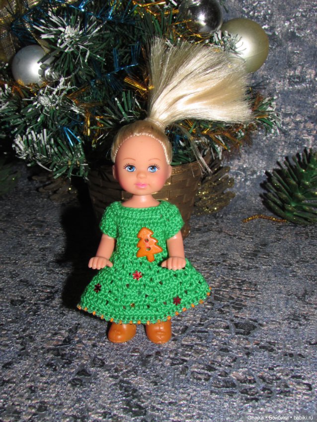 Вязаные платья на кукол Evi simba — Еви (11 см) - "Зимний Лес". Предновогодний показ "Рождественская Сказка для кукол"