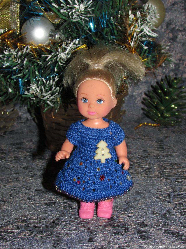 Вязаные платья на кукол Evi simba — Еви (11 см) - "Зимний Лес". Предновогодний показ "Рождественская Сказка для кукол"