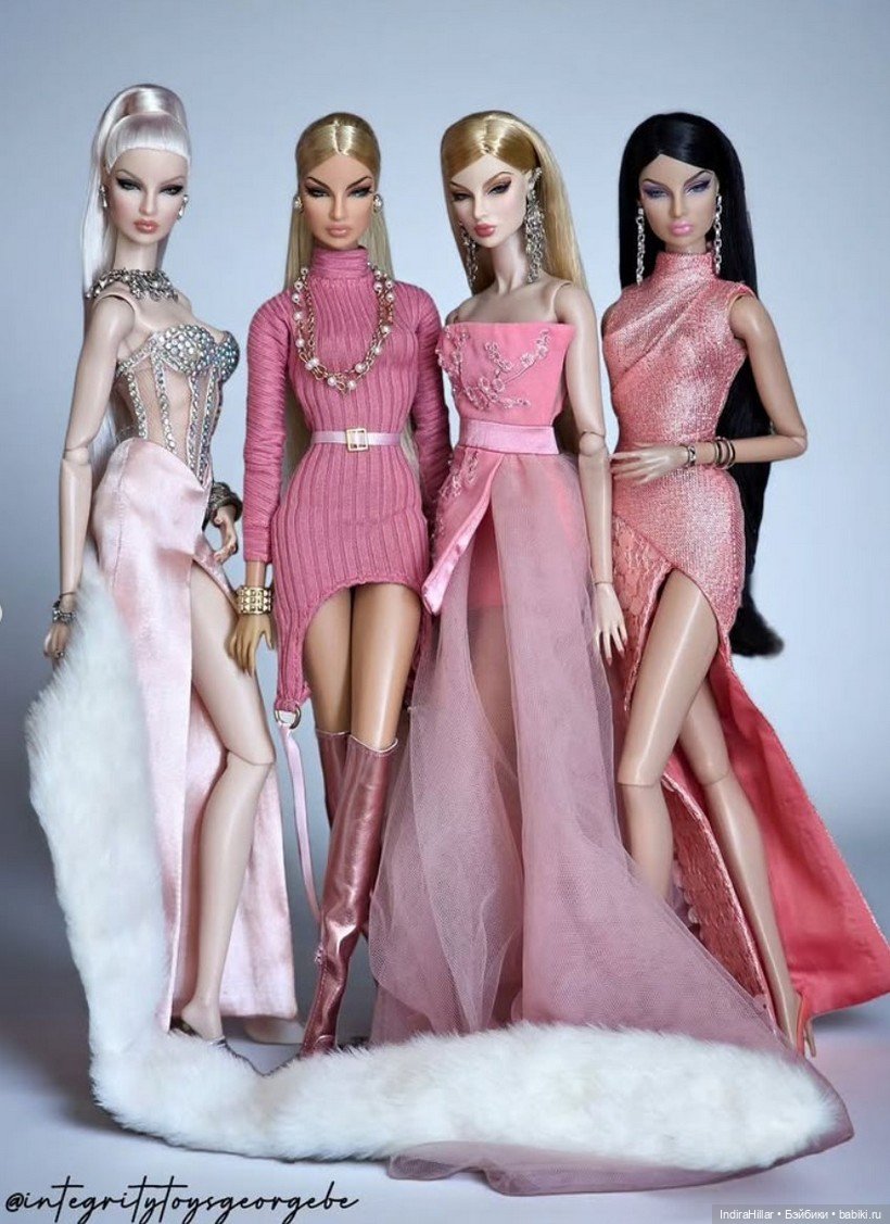 4 красавицы — Фэшн