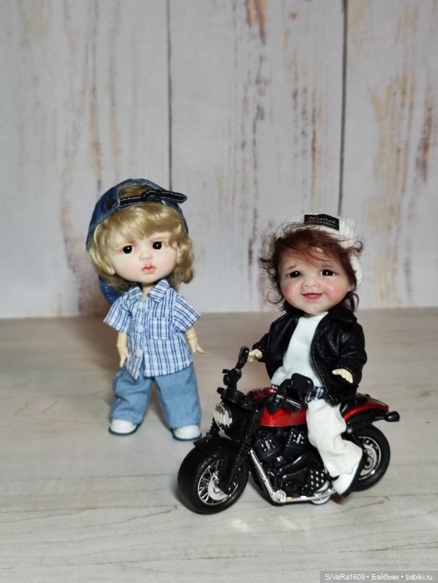 Дети на новом мотоцикле 🏍️ (фото 10)