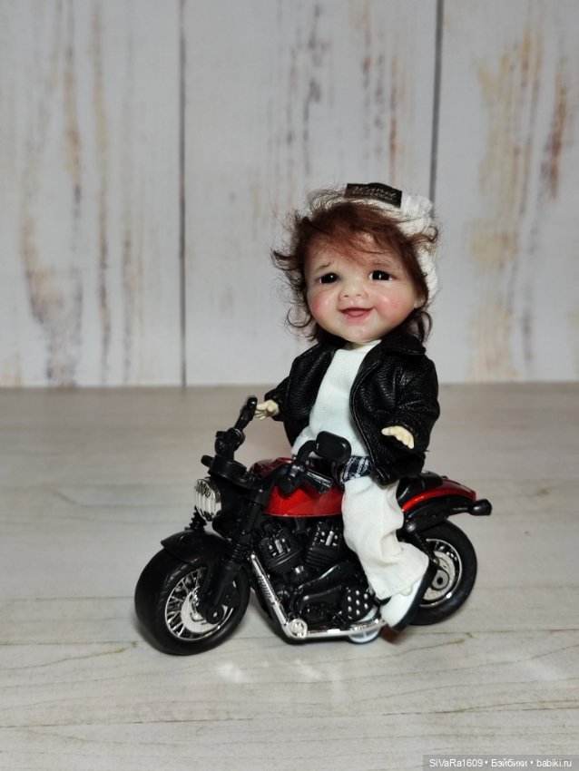 Дети на новом мотоцикле 🏍️