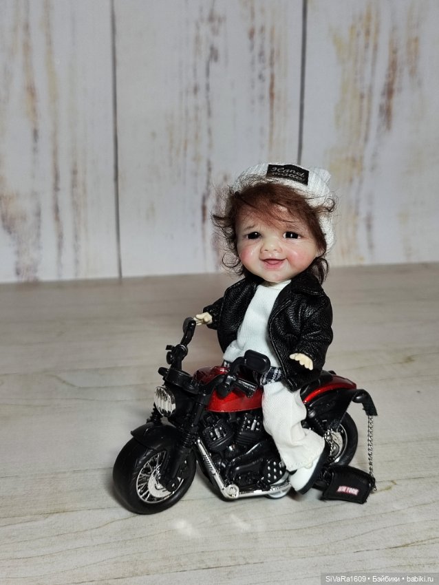 Дети на новом мотоцикле 🏍️