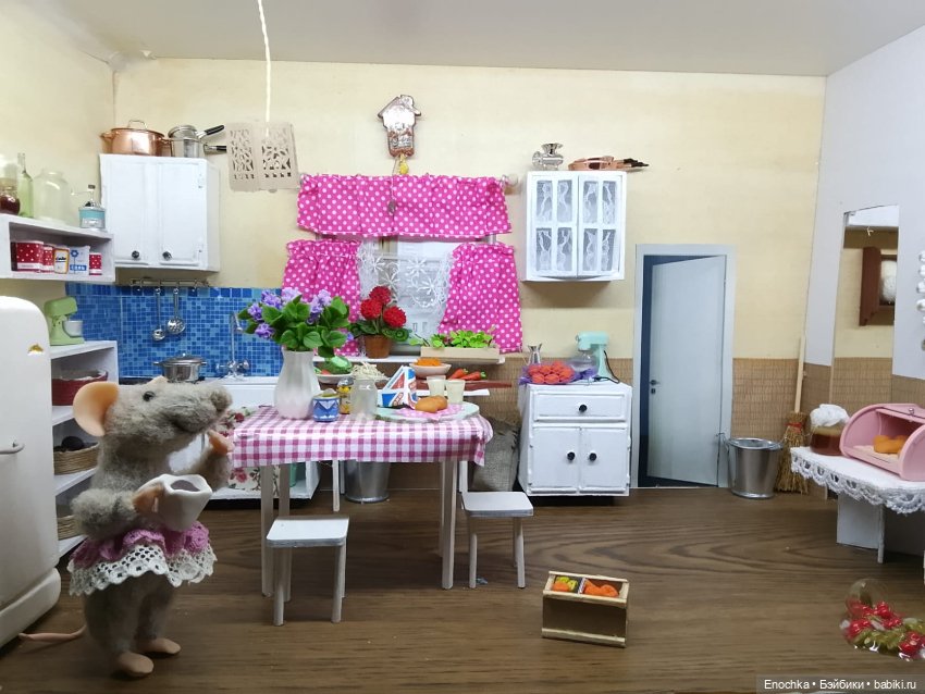 Моя миниатюра:) — Аксессуары для кукол своими руками: идеи (фото 8)