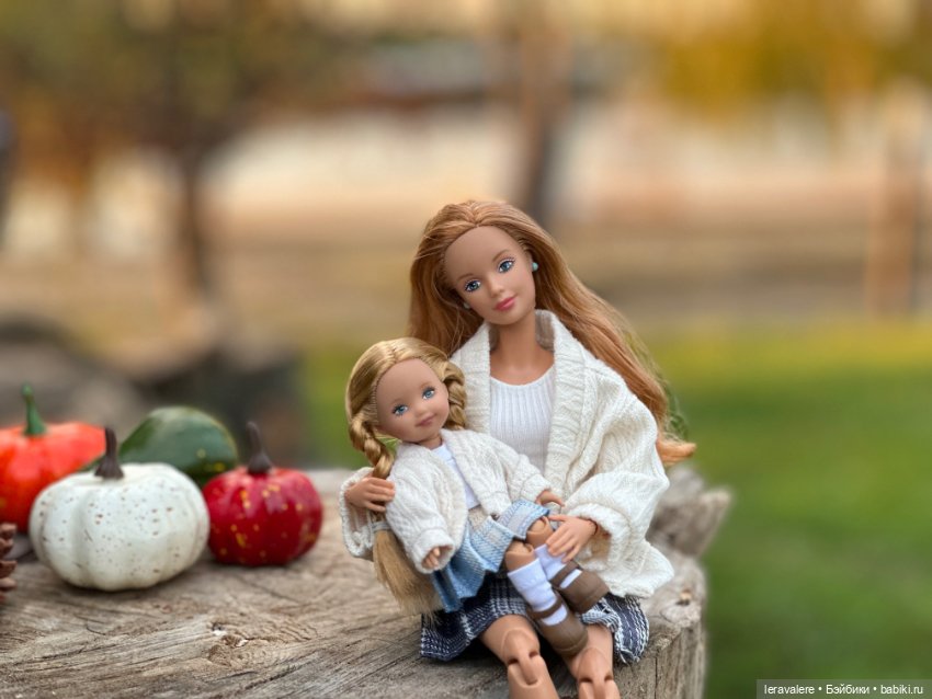 Ко дню матери 🤍 — Коллекции игровых кукол (Playline): фото полок (фото 5)