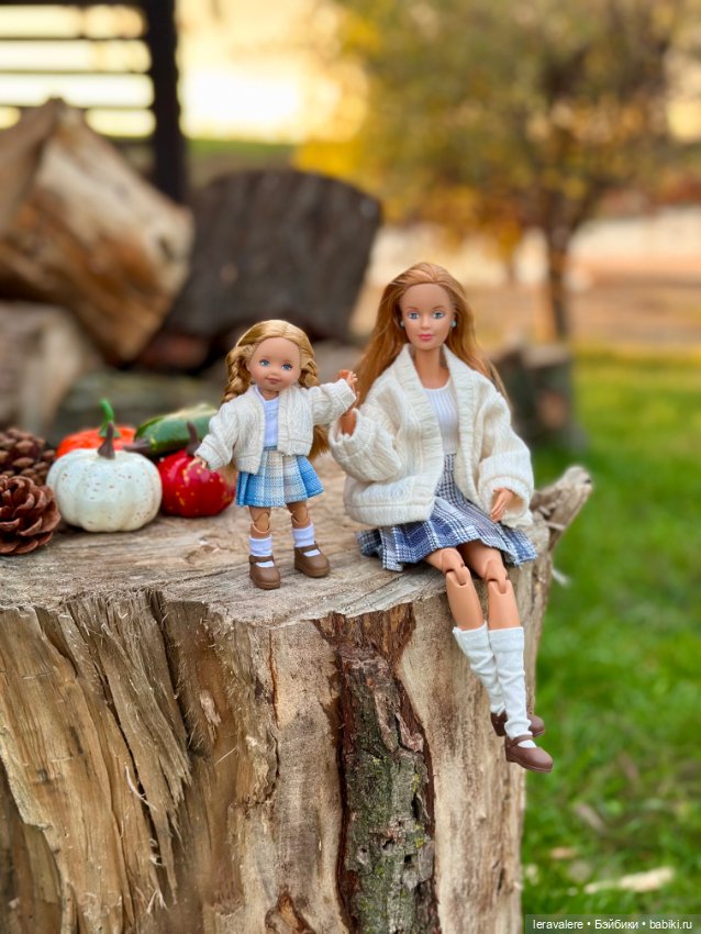 Ко дню матери 🤍 — Коллекции игровых кукол (Playline): фото полок