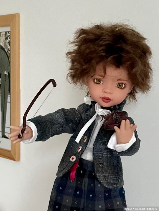 Шарнирные куклы «пуговки» - мальчики. Яша-скрипач
