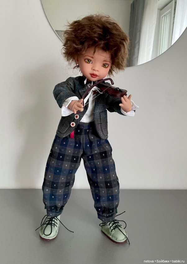 Шарнирные куклы «пуговки» - мальчики. Яша-скрипач