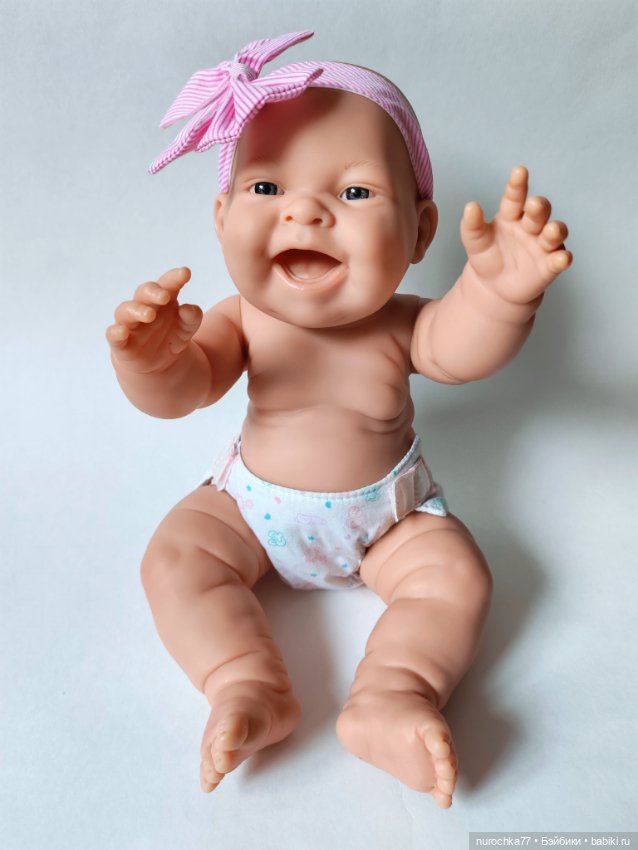 Малыши - ясельная группа — Коллекции игровых кукол (Playline): фото полок