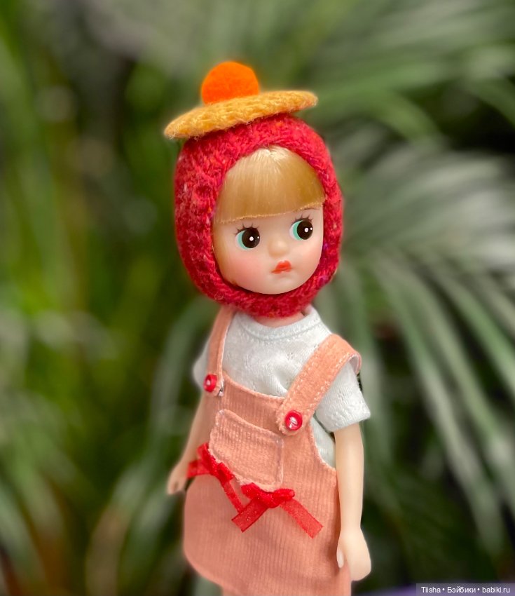 Шапочное настроение — Куклы Strawberry Planet: Redberry