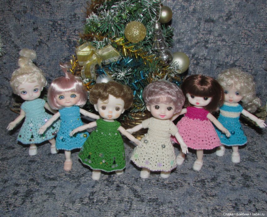 Вязаные наряды на шарнирных кукол 16 см (bjd 16 sm). Предновогодний показ "Рождественская Сказка для кукол"