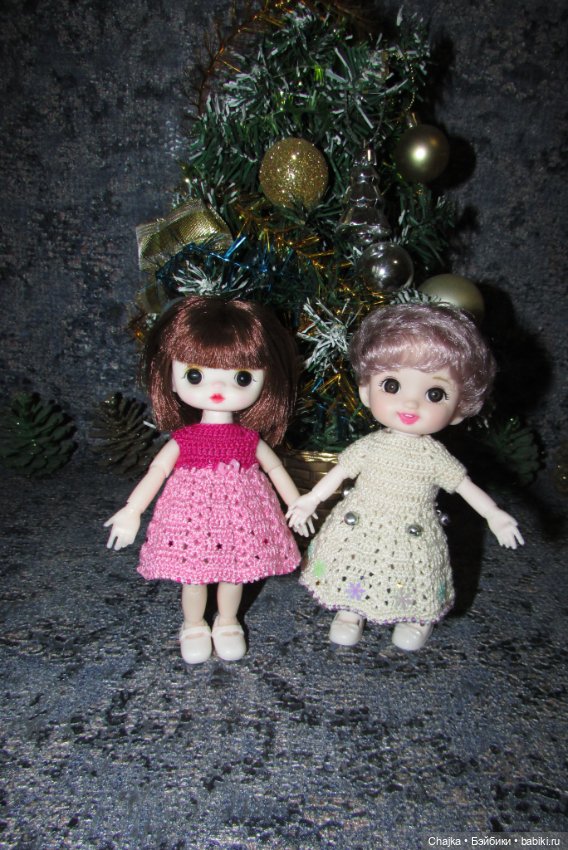 Вязаные наряды на шарнирных кукол 16 см (bjd 16 sm). Предновогодний показ "Рождественская Сказка для кукол"