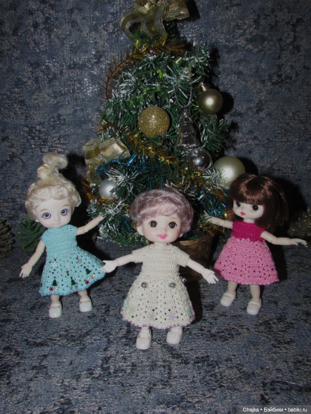 Вязаные наряды на шарнирных кукол 16 см (bjd 16 sm). Предновогодний показ "Рождественская Сказка для кукол"