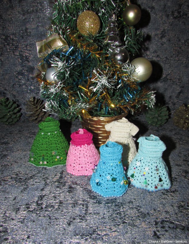 Вязаные наряды на шарнирных кукол 16 см (bjd 16 sm). Предновогодний показ "Рождественская Сказка для кукол"