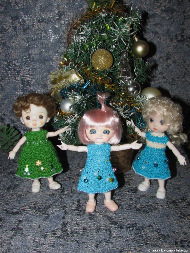 Вязаные наряды на шарнирных кукол 16 см (bjd 16 sm). Предновогодний показ "Рождественская Сказка для кукол"