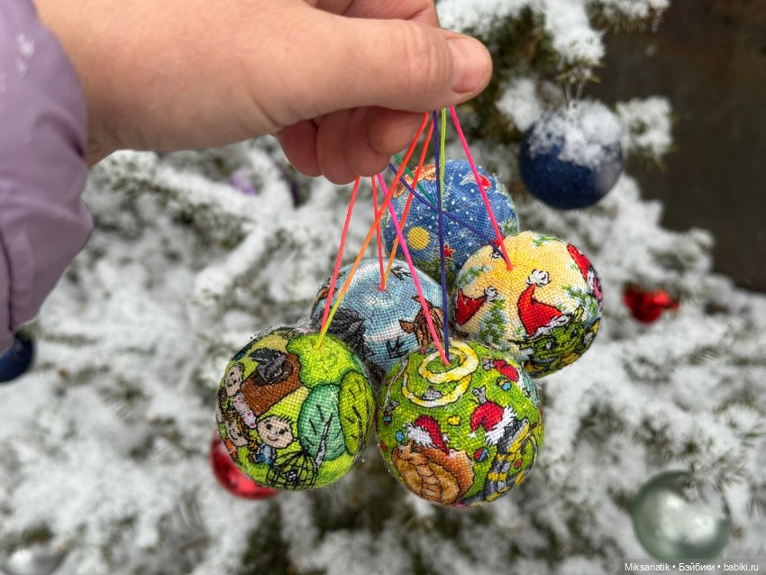 Как мы с куклятами Новый год вышивали