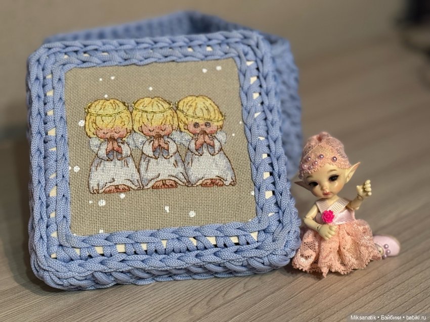 Как мы с куклятами Новый год вышивали