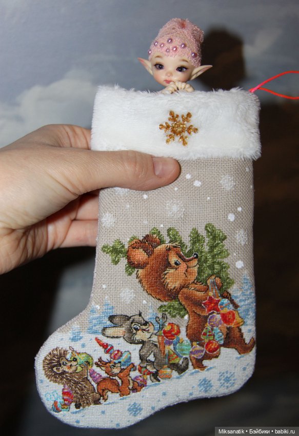 Как мы с куклятами Новый год вышивали (фото 4)